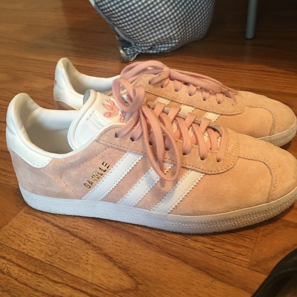 Adidas gazelle tennis shoes